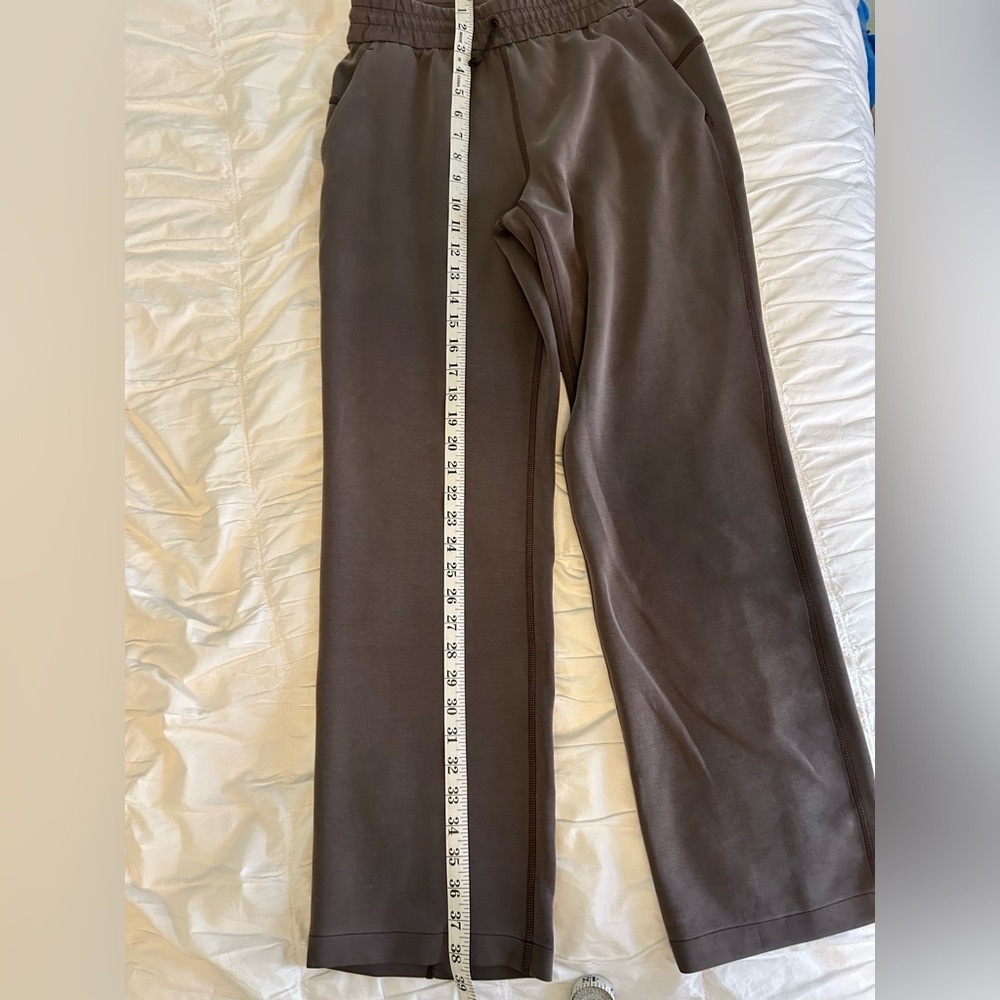 Lululemon Brown/Grey Soft Wide-Leg Athletic Pants - Picture 8 of 8